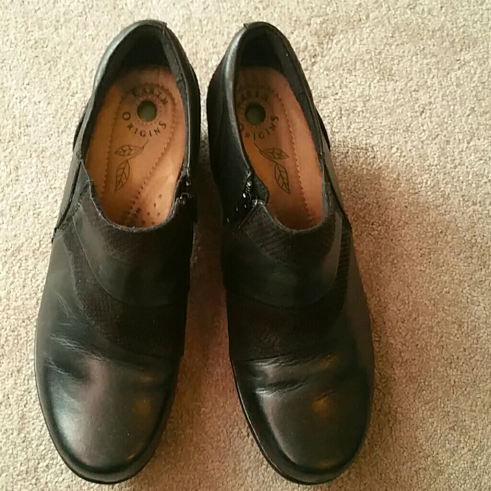 Earth Origins, Super Comfy, barely worn
